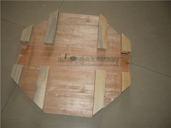 不同的木材種類對出口木托盤的耐用性有何影響？